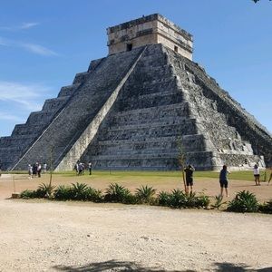 Meet your Posher, Cortney